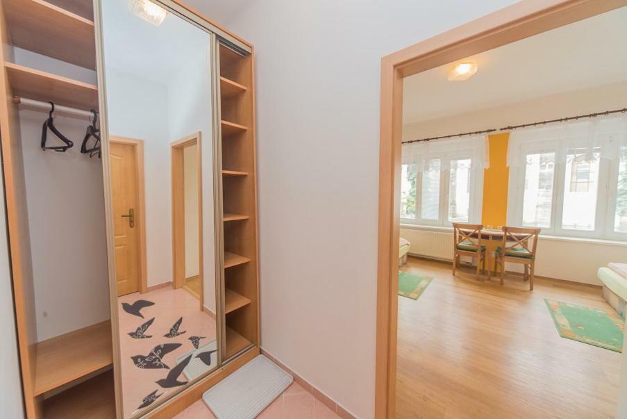 Pension U Kostela Cesky Brod Esterno foto